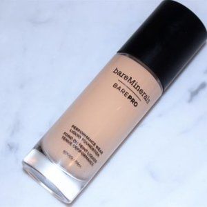 BAREPRO® PERFORMANCE WEAR LIQUID FOUNDATION 05